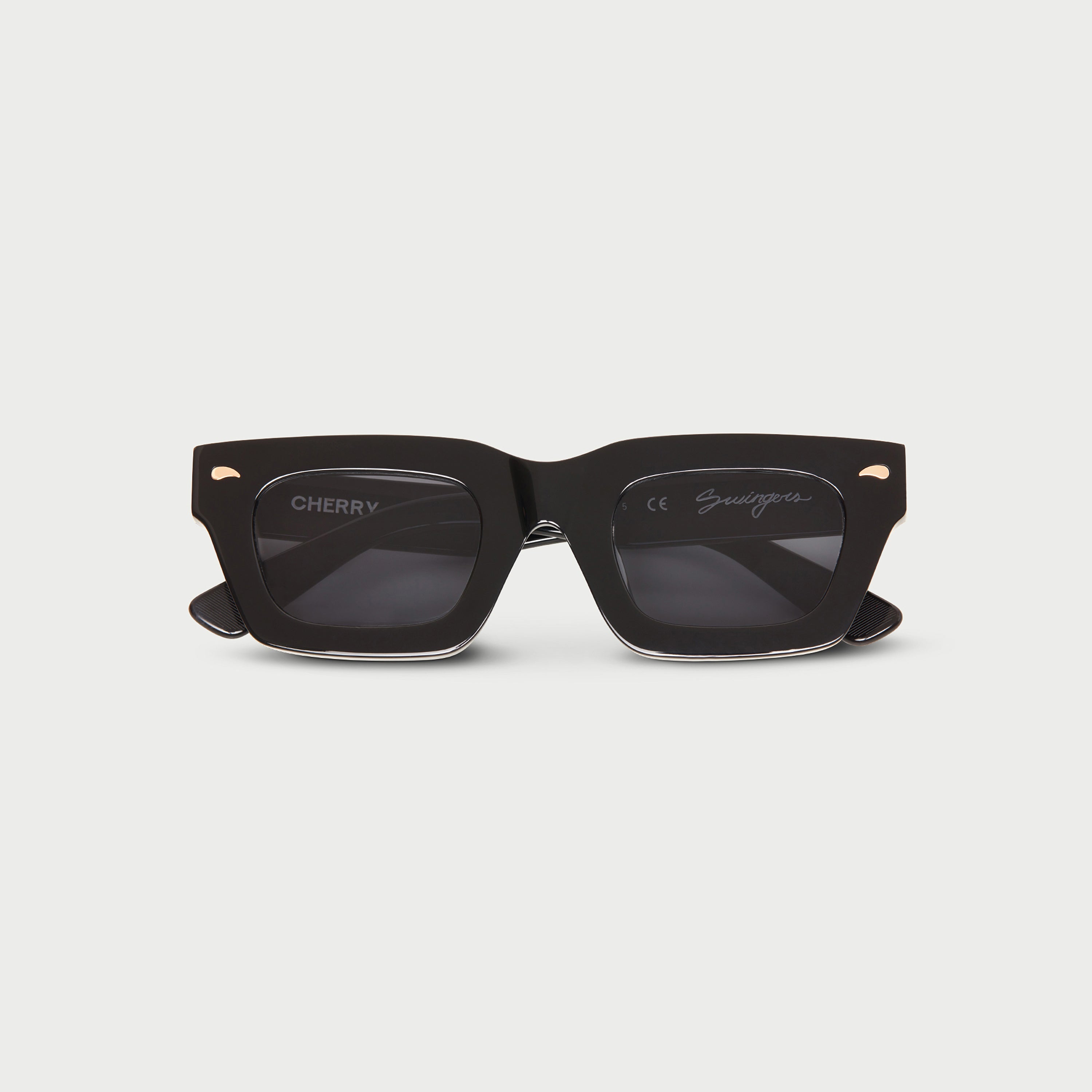 Blackframe_blacklens1.jpg