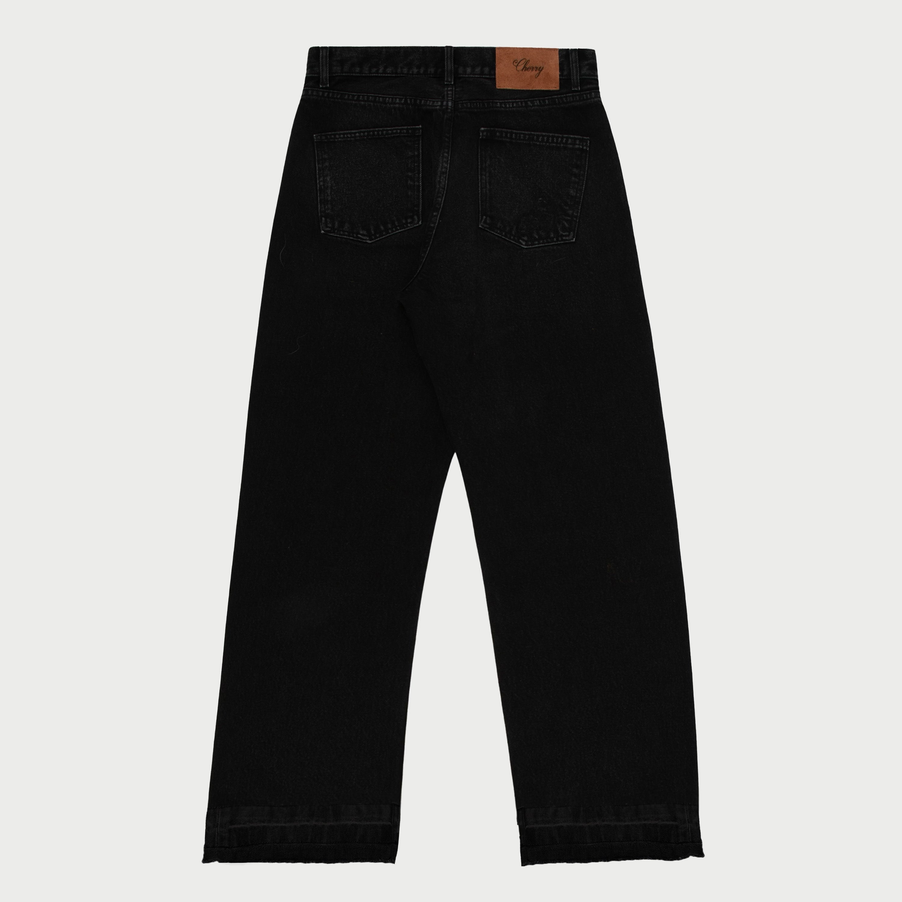 CHERRYJEANSSTUDDEDPOCKETBLACKFRONT_a772d455-6c11-4211-9494-7d8da206abdf.jpg