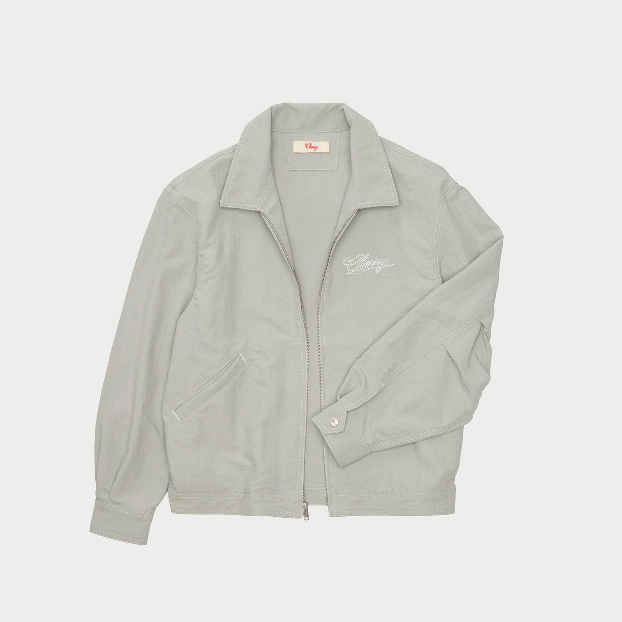 Nylon-Running-Jacket-Smoke_0472_b881b1ff-795c-4142-aaa9-89802eb4f2fa.jpg