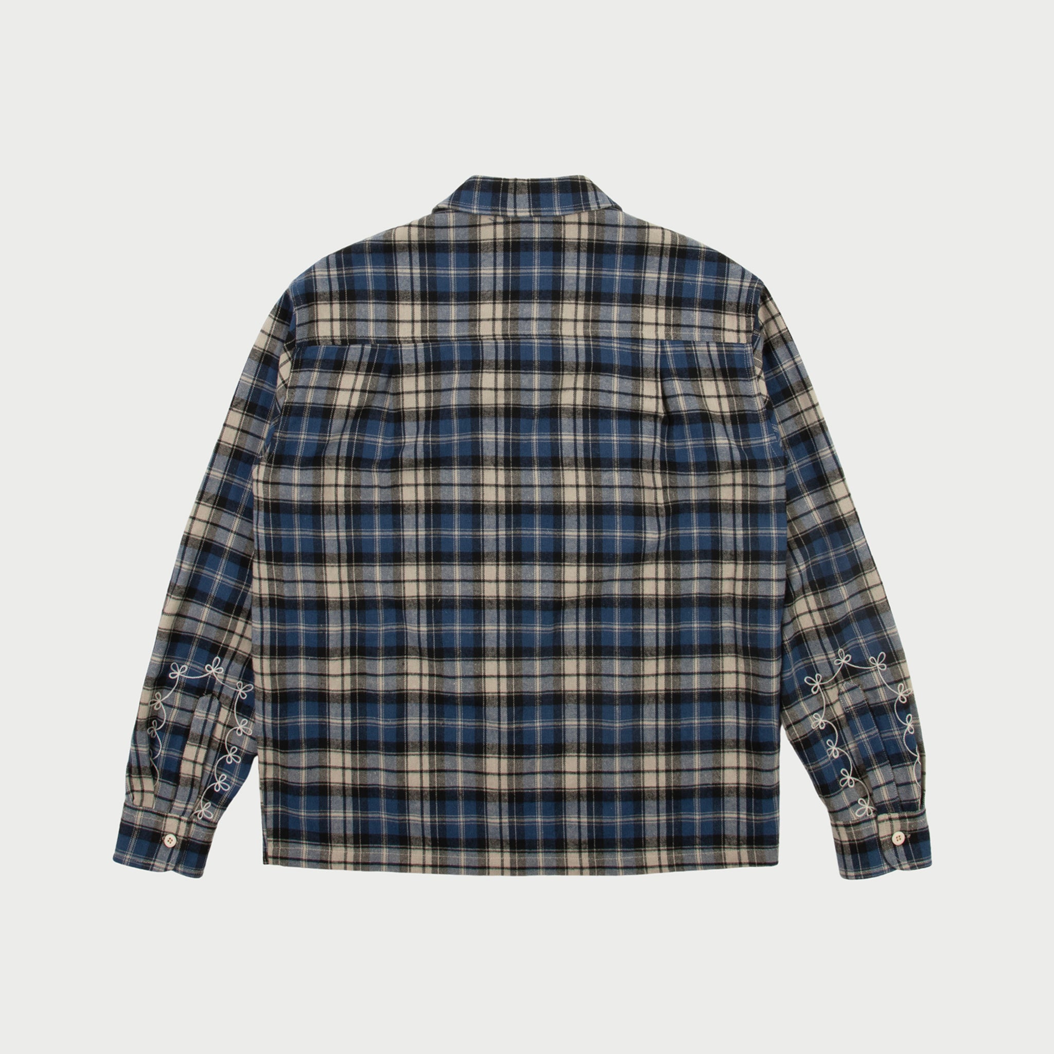WESTERN_BOXY_PLAID_SHIRT_2_673020ac-1e68-4489-8353-bac233a87592.jpg