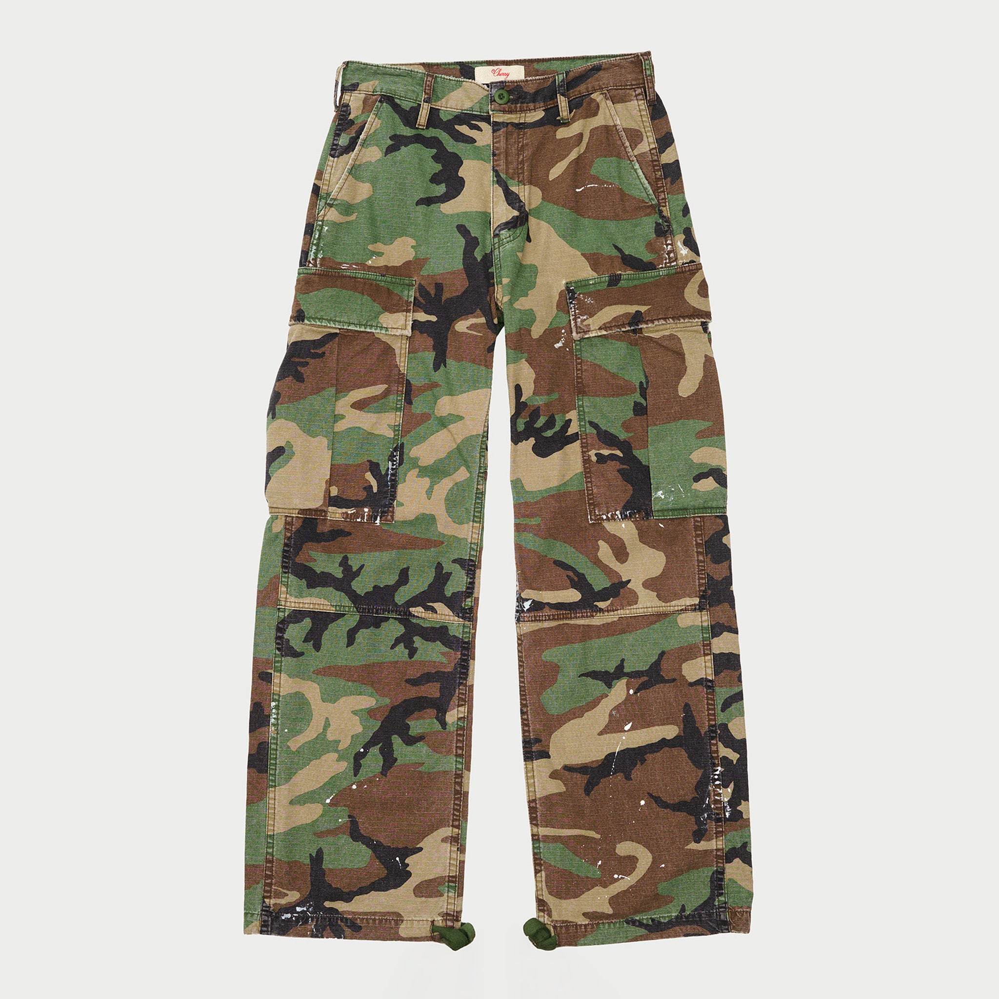 Wide-Leg-Cargos-Camo_0555_5d3586a8-ee8e-44c8-be76-8fbdaa541301.jpg